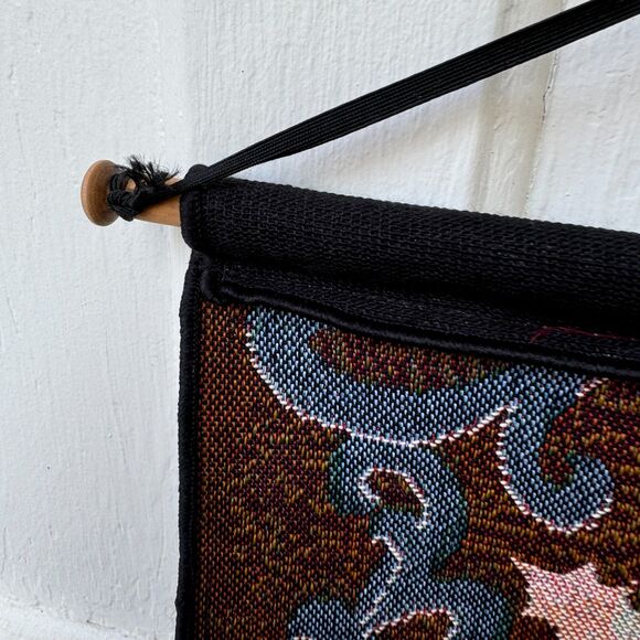 1990s Vintage Manual Woodworkers & Weavers “Season’s Greetings” Wall Tapestry - Picture 2 of 5